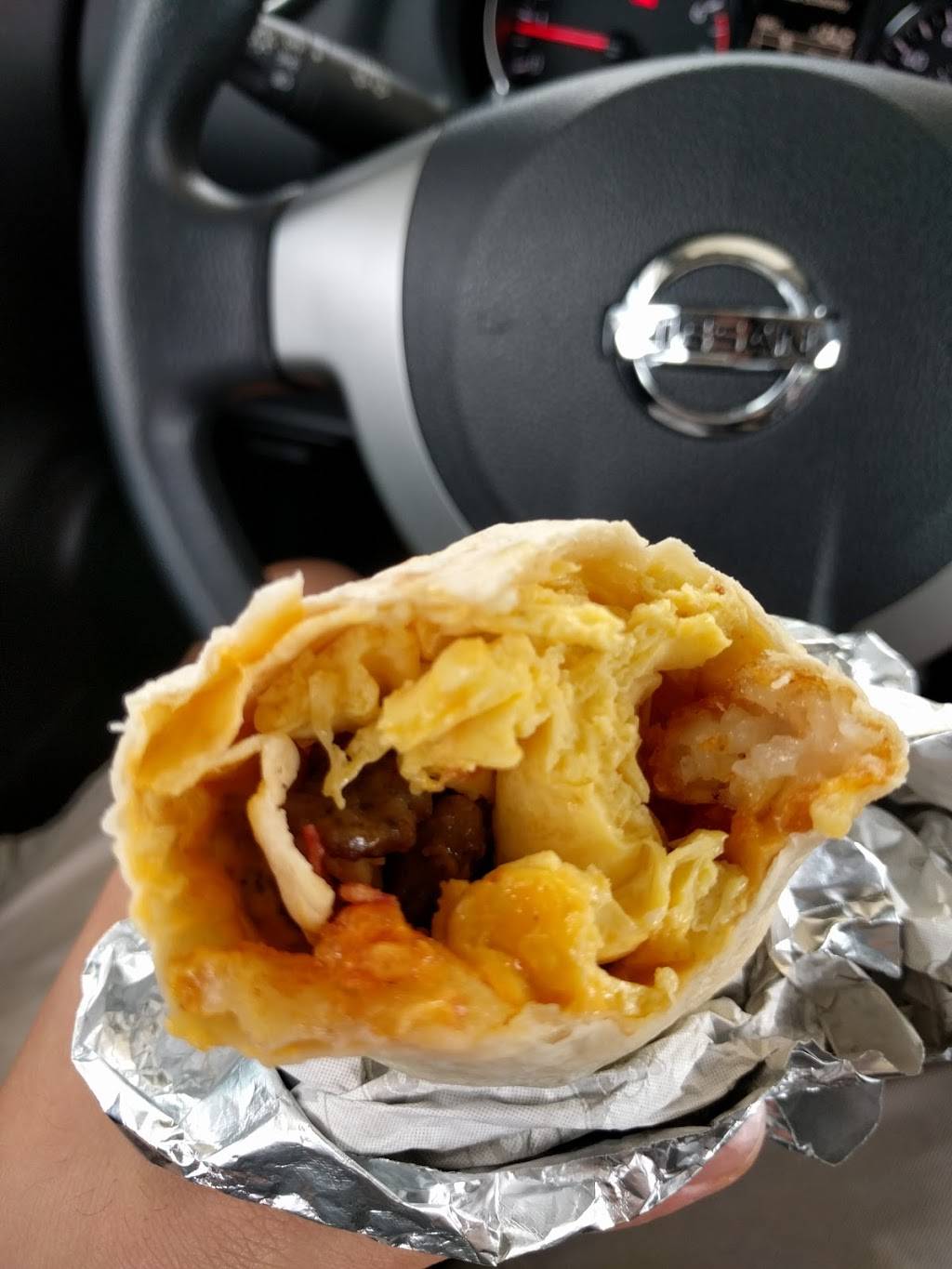 Sonic Drive-In | restaurant | 2010 Aldine Bender Rd, Houston, TX 77032, USA | 2812273266 OR +1 281-227-3266