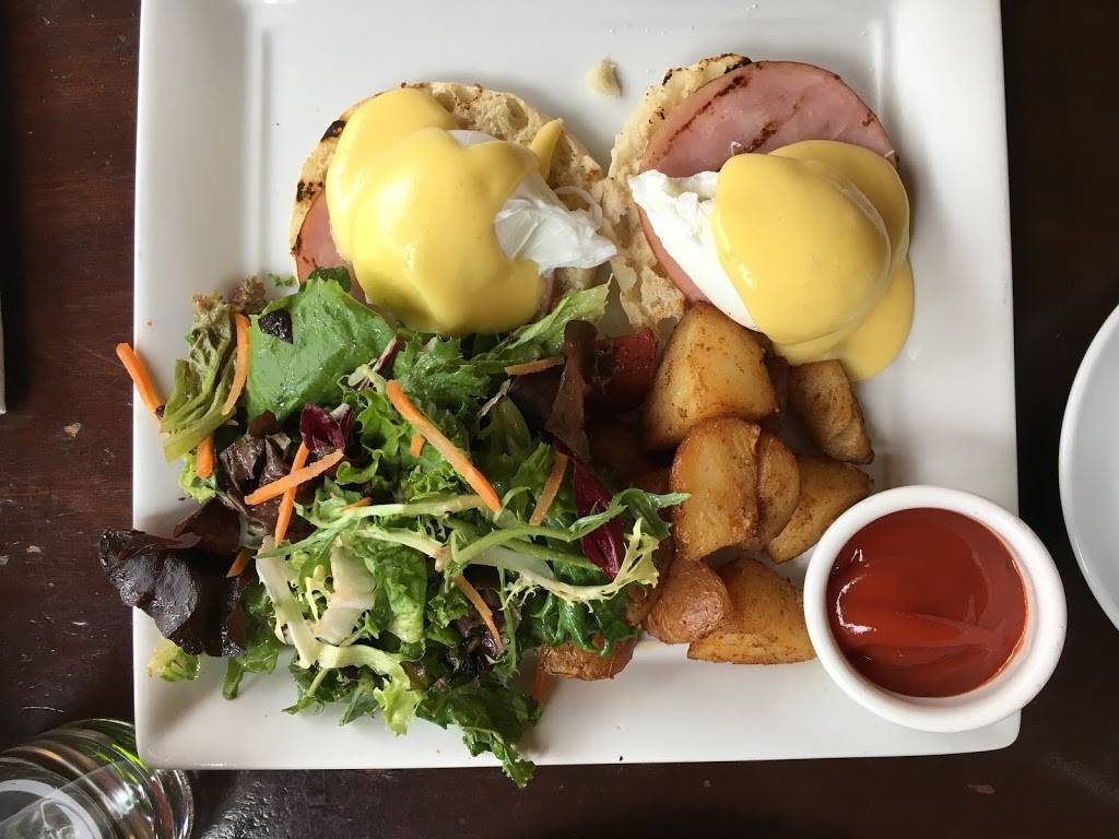 French Roast | restaurant | 2340 Broadway #85, New York, NY 10024, USA | 2127991533 OR +1 212-799-1533