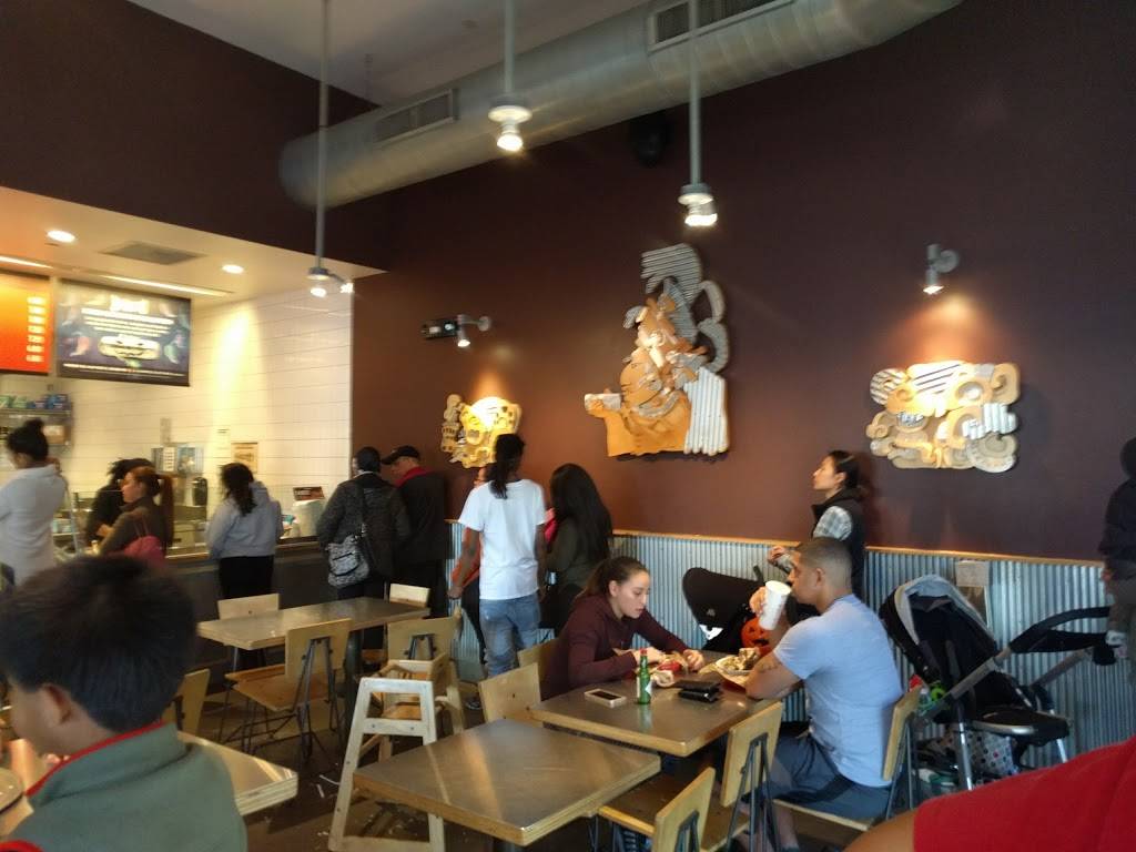 Chipotle Mexican Grill | restaurant | 11913 Freedom Dr Ste 35, Reston, VA 20190, USA | 7034355795 OR +1 703-435-5795