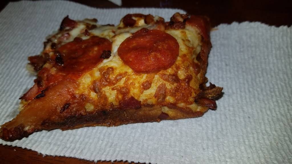 Little Caesars Pizza | meal takeaway | 1601 GA-40, Kingsland, GA 31548, USA | 9125765122 OR +1 912-576-5122