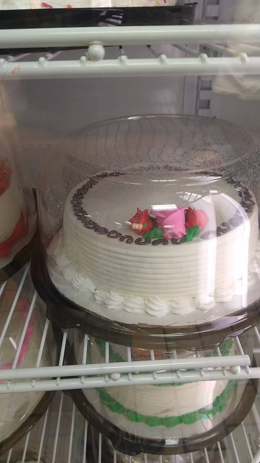 Dairy Queen | restaurant | 2825 Johnson Ave NW, Cedar Rapids, IA 52405, USA | 3193969681 OR +1 319-396-9681