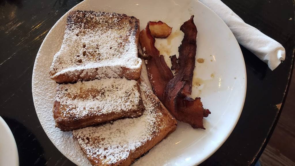 Tante Marie - Restaurant, Bar & Cafe | restaurant | 107 N Main St, Breaux Bridge, LA 70517, USA | 3374426354 OR +1 337-442-6354