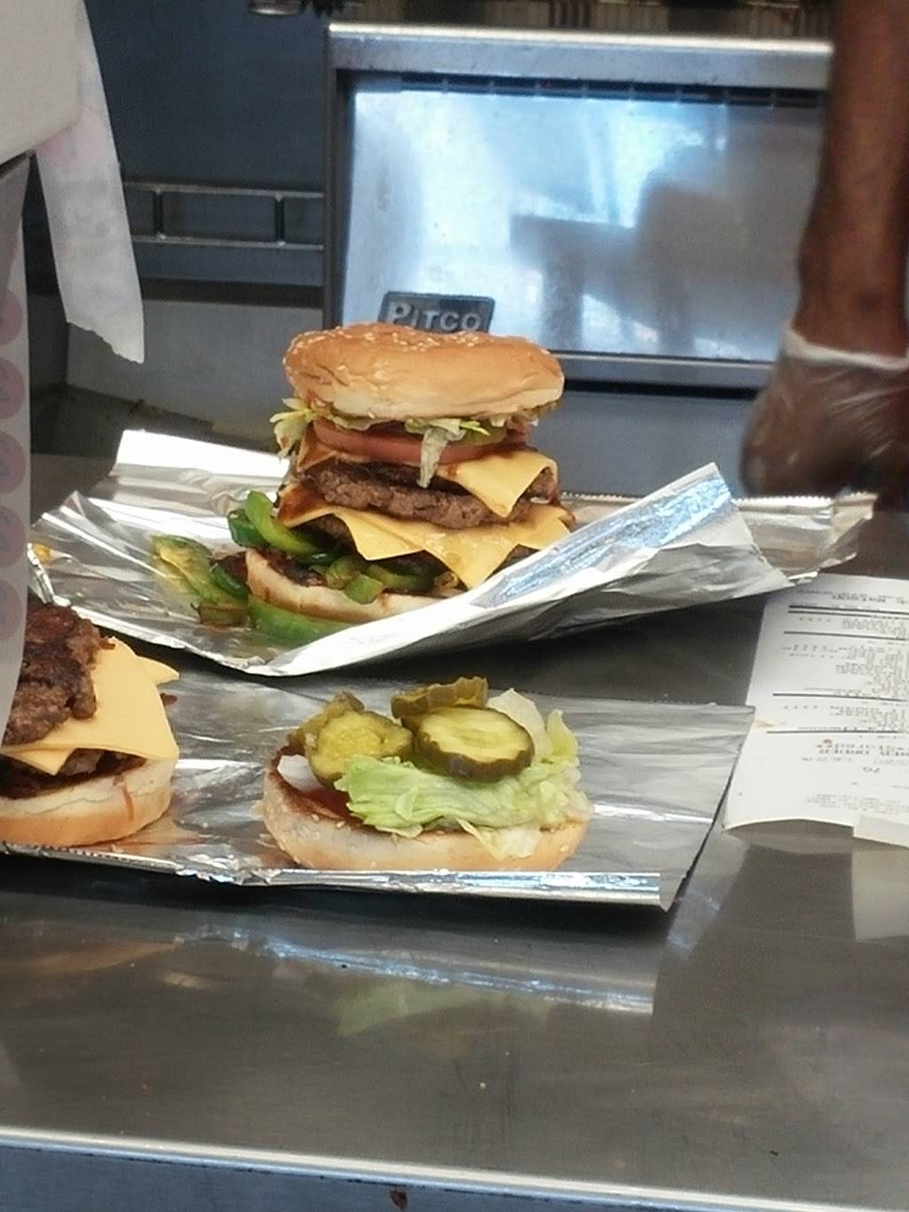 Five Guys | meal takeaway | 22641 Gratiot Ave, Eastpointe, MI 48021, USA | 5867733483 OR +1 586-773-3483