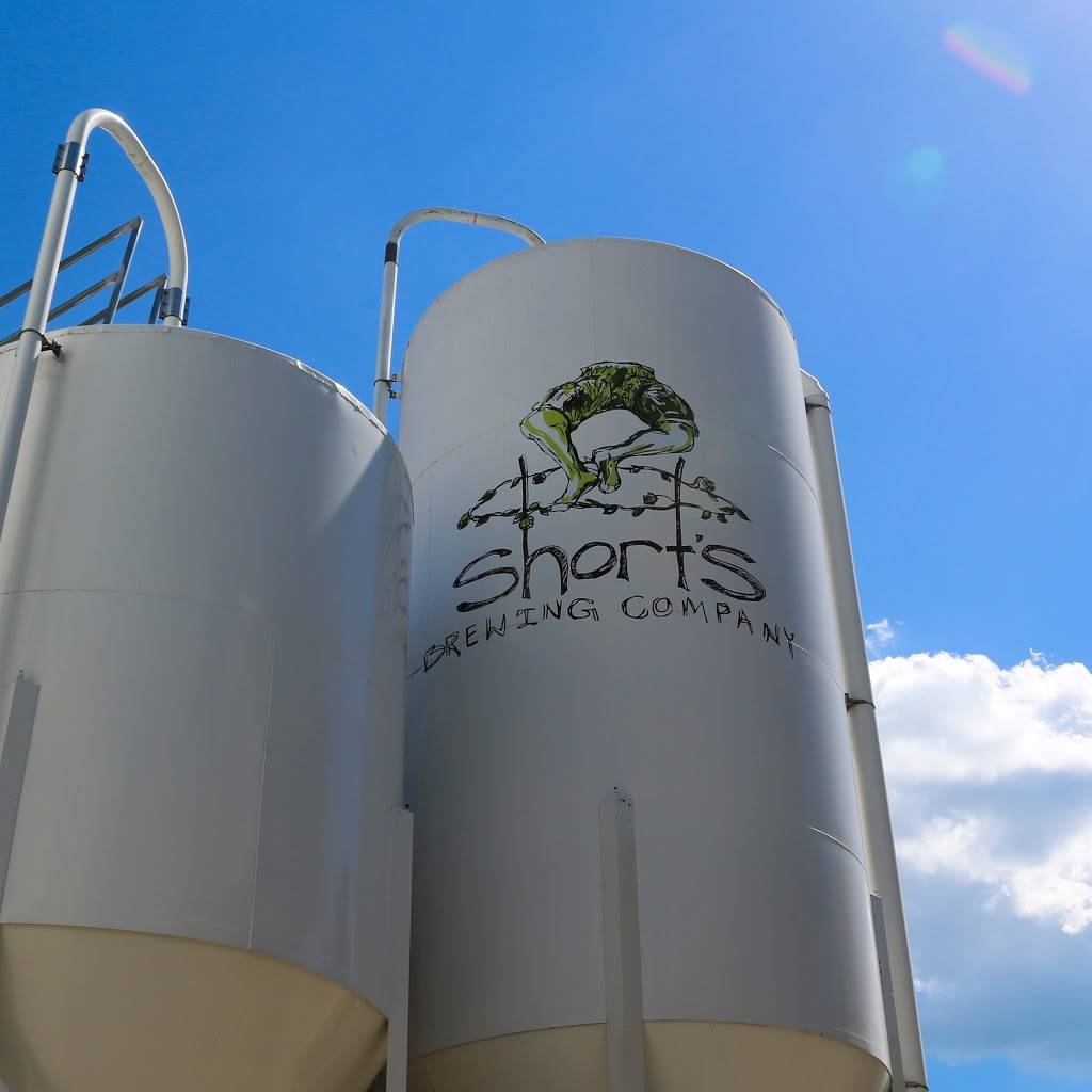 Shorts Brewing Company Production Facility | restaurant | 211 Industrial Park, Elk Rapids, MI 49629, USA | 2314982300 OR +1 231-498-2300