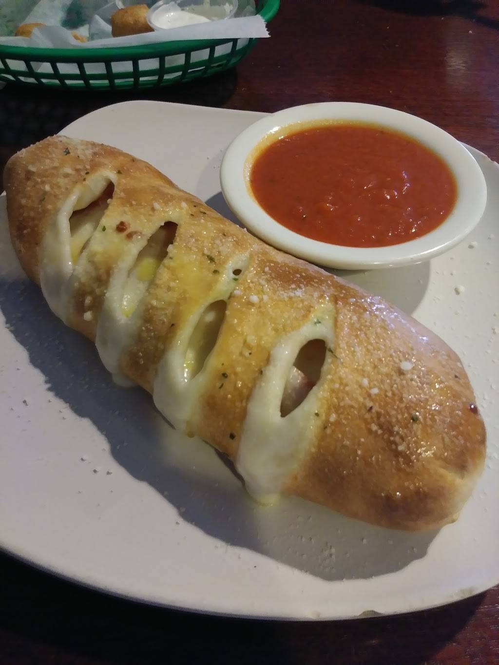 Bellas Pizzeria | restaurant | 7149 Edgewater Dr, Lockhart, FL 32810, USA | 4072370996 OR +1 407-237-0996