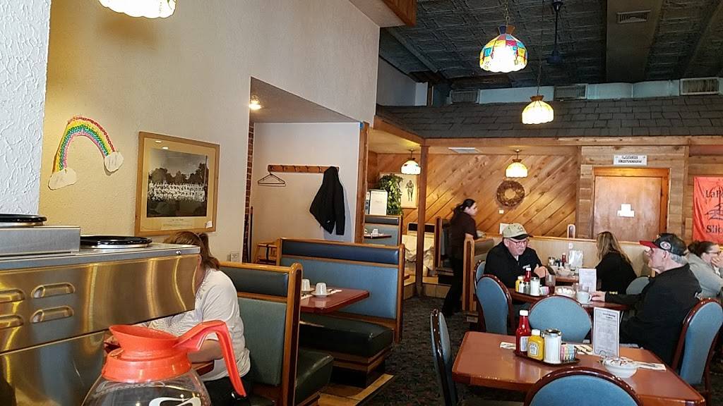Louies Cafe | restaurant | 920 Lincolnway, La Porte, IN 46350, USA | 2193269686 OR +1 219-326-9686