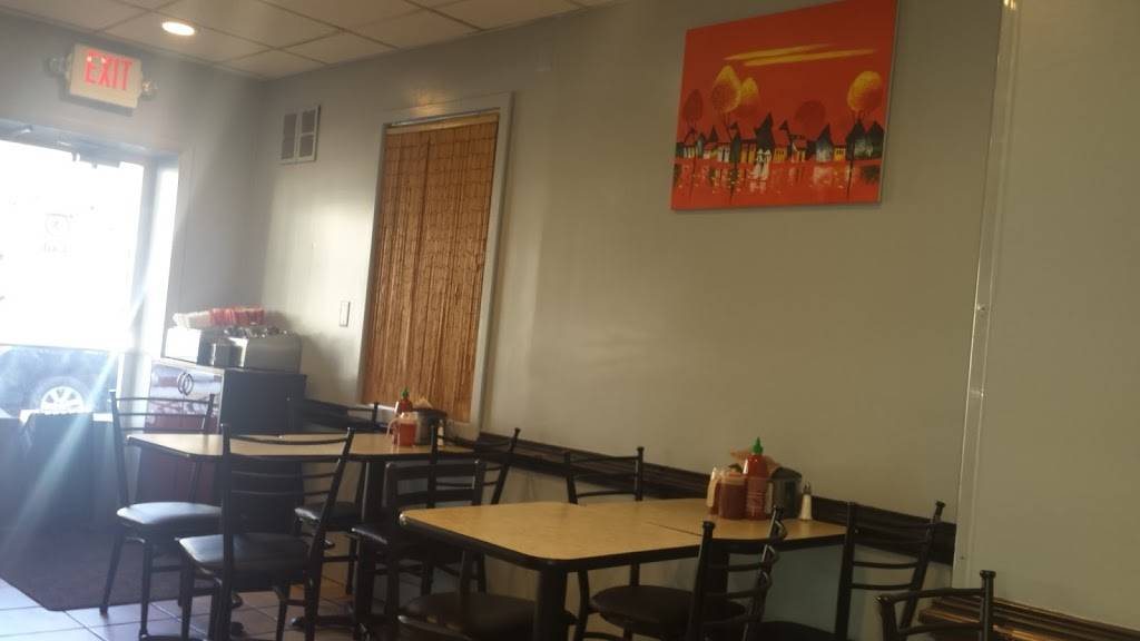 Rice Paddies Grill | restaurant | 4706 Bethesda Ave # A, Bethesda, MD 20814, USA | 3017181862 OR +1 301-718-1862