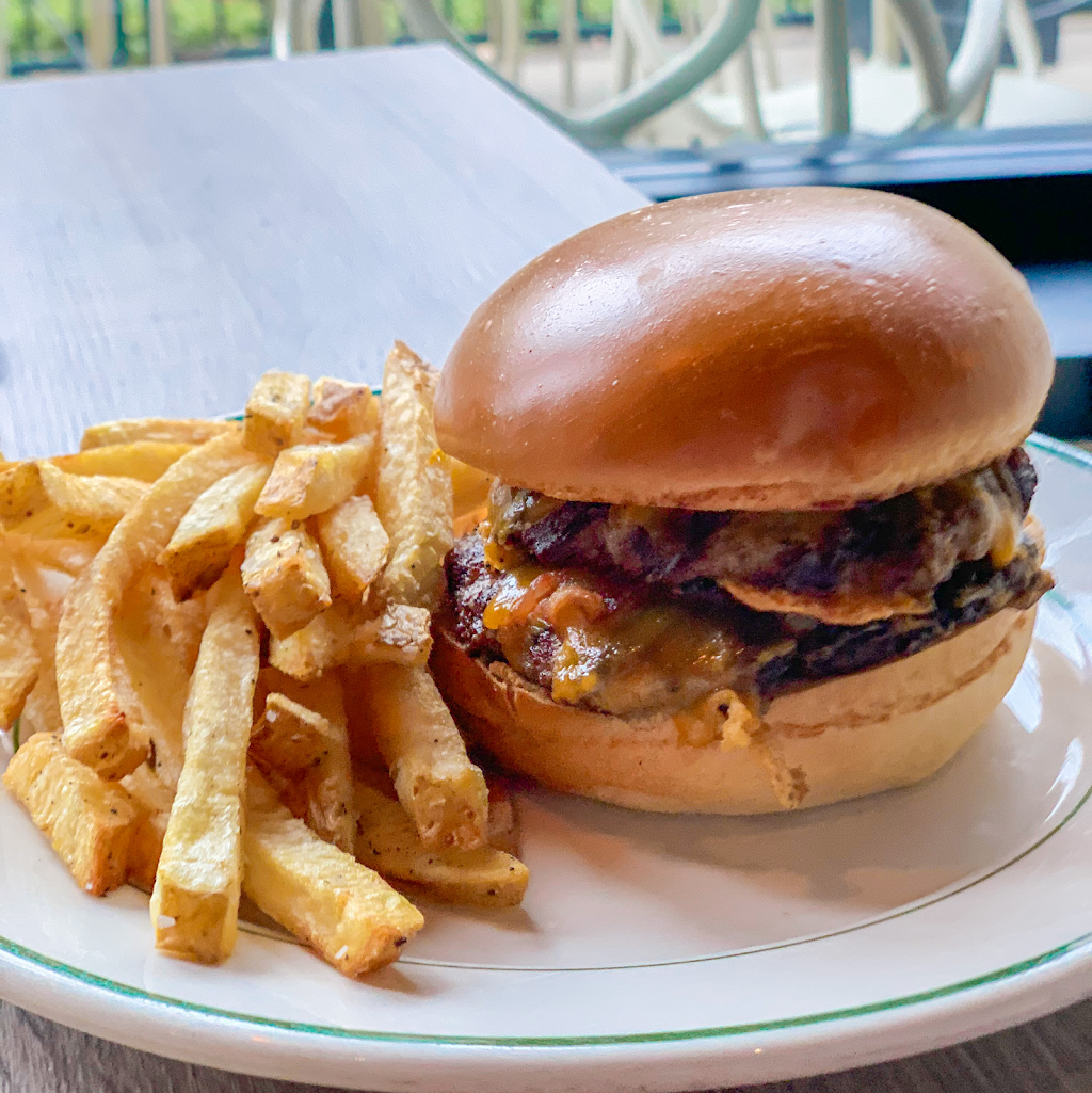 KPs Kitchen | meal takeaway | 700 Town and Country Blvd #2440, Houston, TX 77024, USA | 2819745366 OR +1 281-974-5366