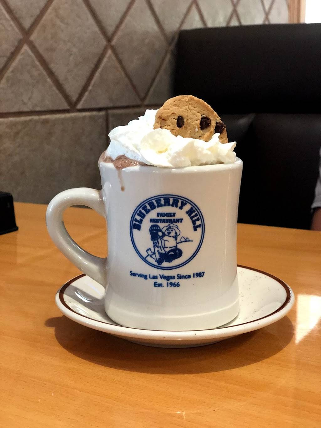 Blueberry Hill Family Restaurant | restaurant | 1280 S Decatur Blvd, Las Vegas, NV 89102, USA | 7028778867 OR +1 702-877-8867