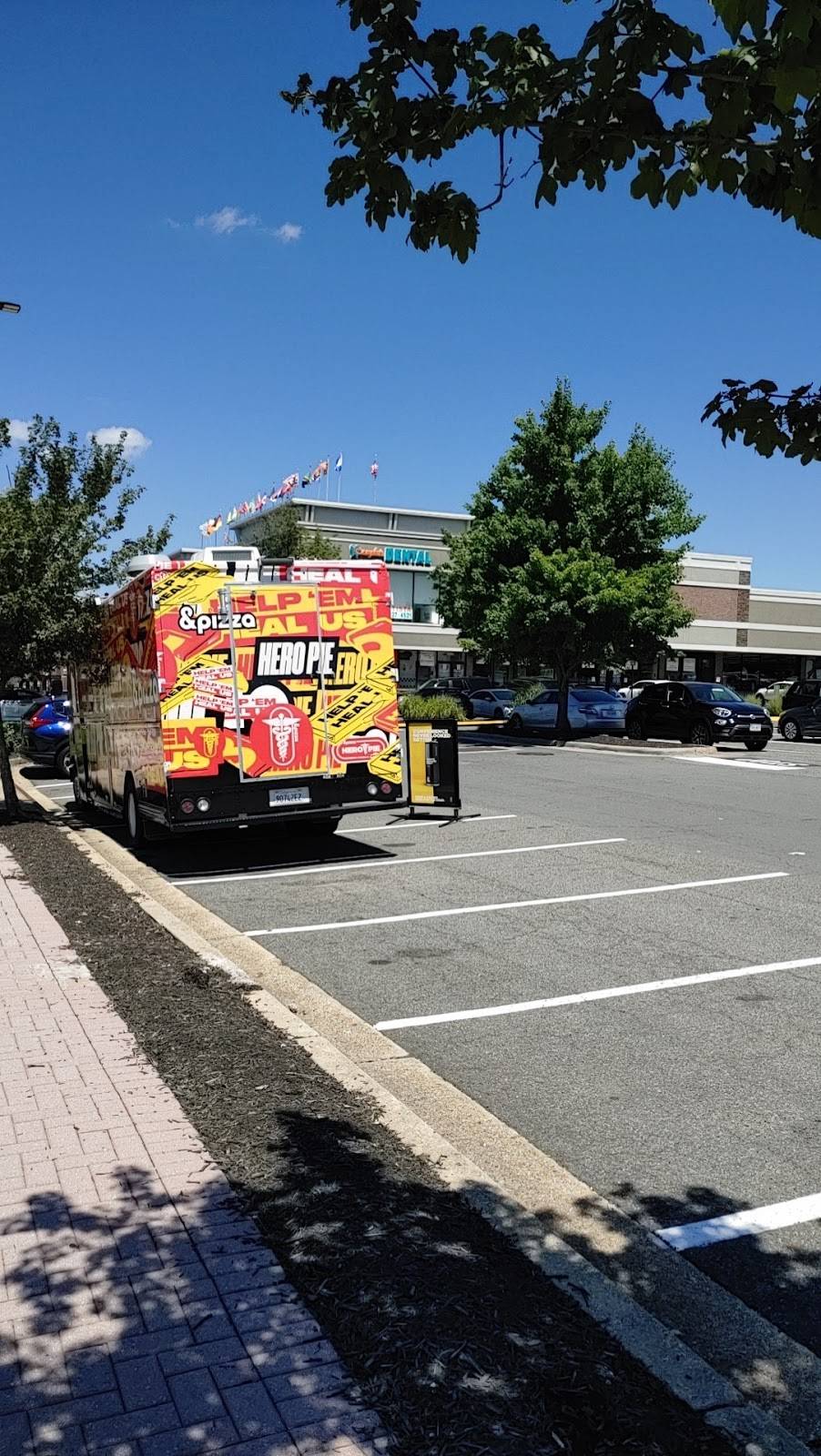 &pizza - Seven Corners | restaurant | 6108 Arlington Blvd, Seven Corners, VA 22044, USA | 2025587549 OR +1 202-558-7549