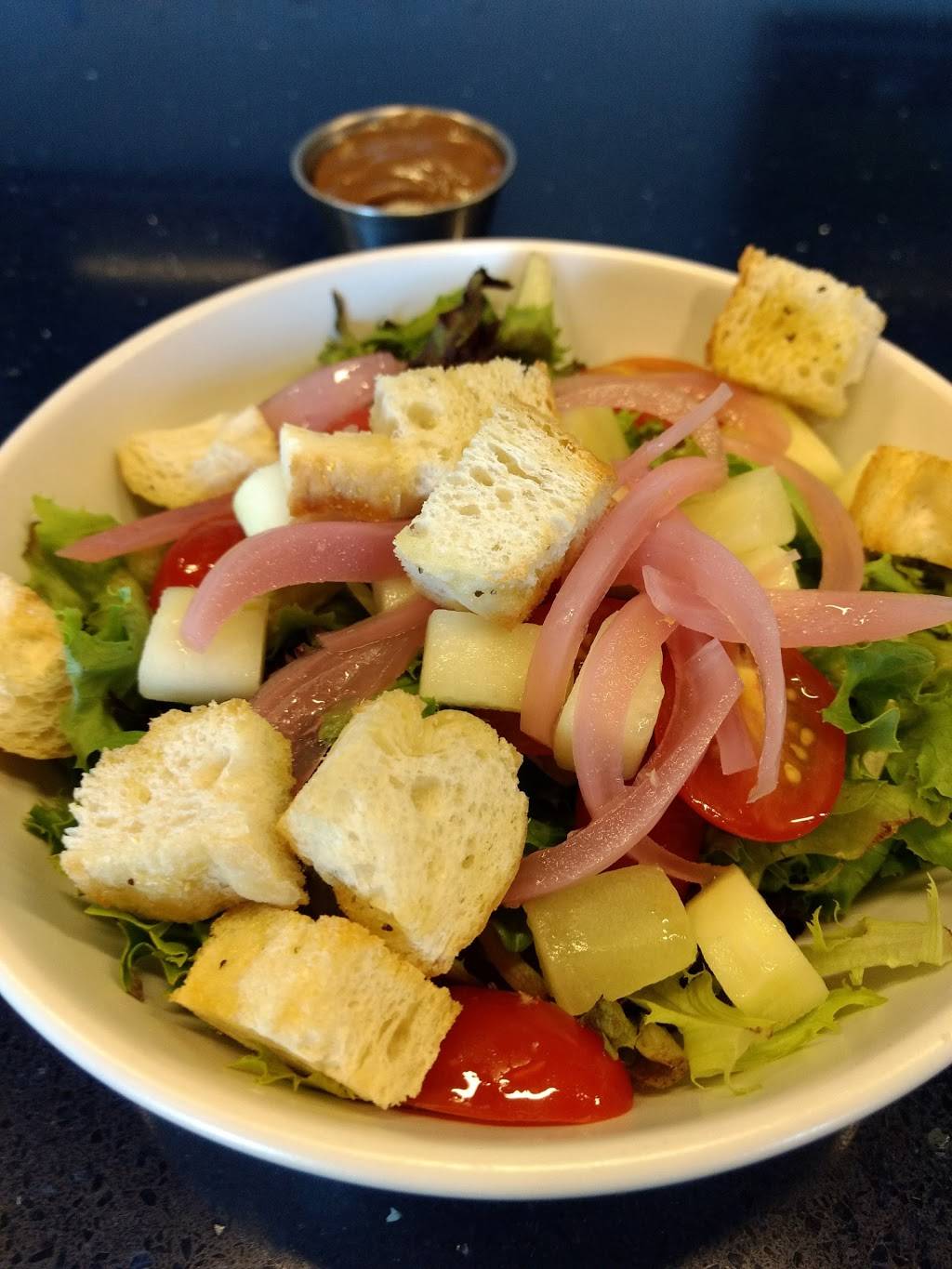 Owly Oop Sports Pub | restaurant | 305 S Madison St, Rockford, IL 61104, USA | 8159774303 OR +1 815-977-4303