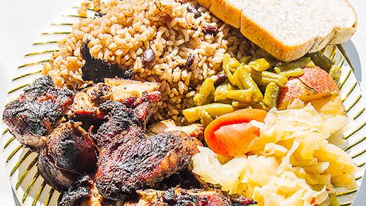 The Banana Leaf | restaurant | 8580 S 88th Ave, Justice, IL 60458, USA | 7083305280 OR +1 708-330-5280