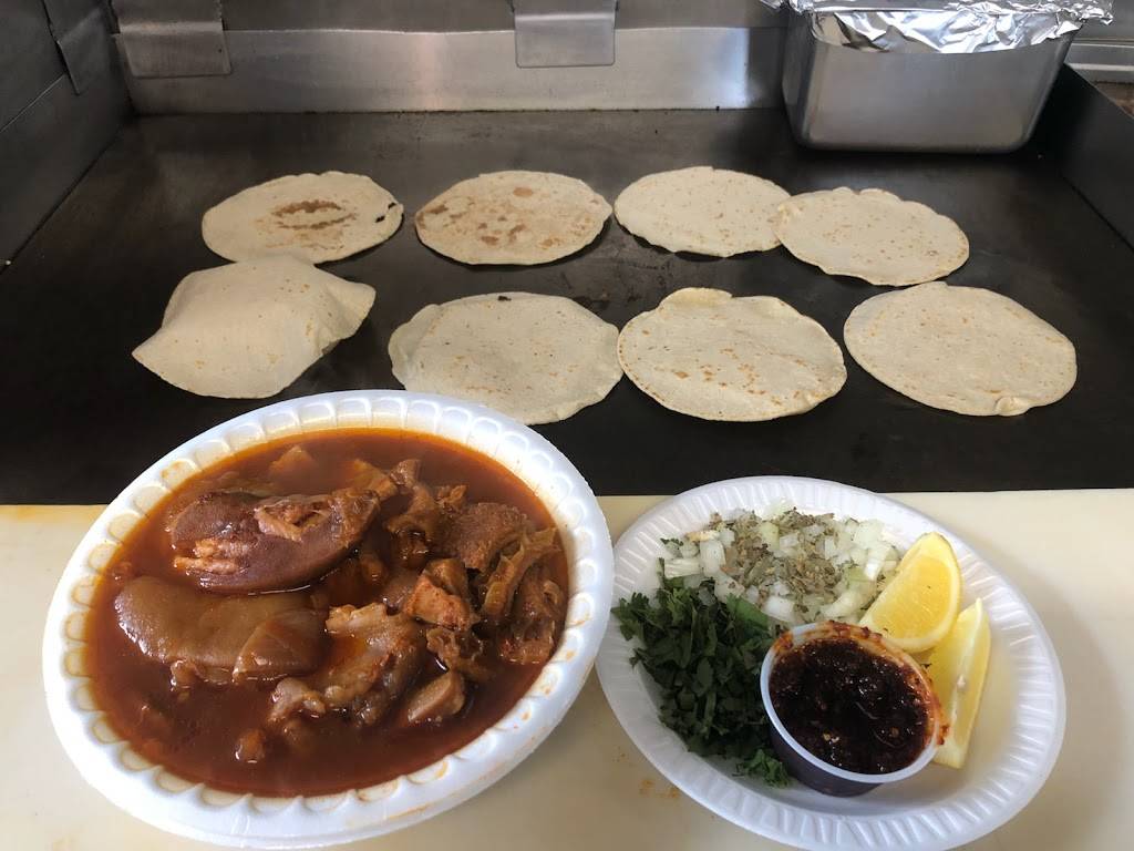 Tacos y mariscos El Güero | restaurant | 1122 R St, Merced, CA 95341, USA | 2094100343 OR +1 209-410-0343