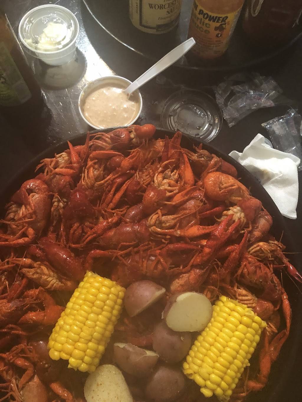 T-Bobs Seafood | restaurant | 109 E Lastie St, Erath, LA 70533, USA | 3379374573 OR +1 337-937-4573