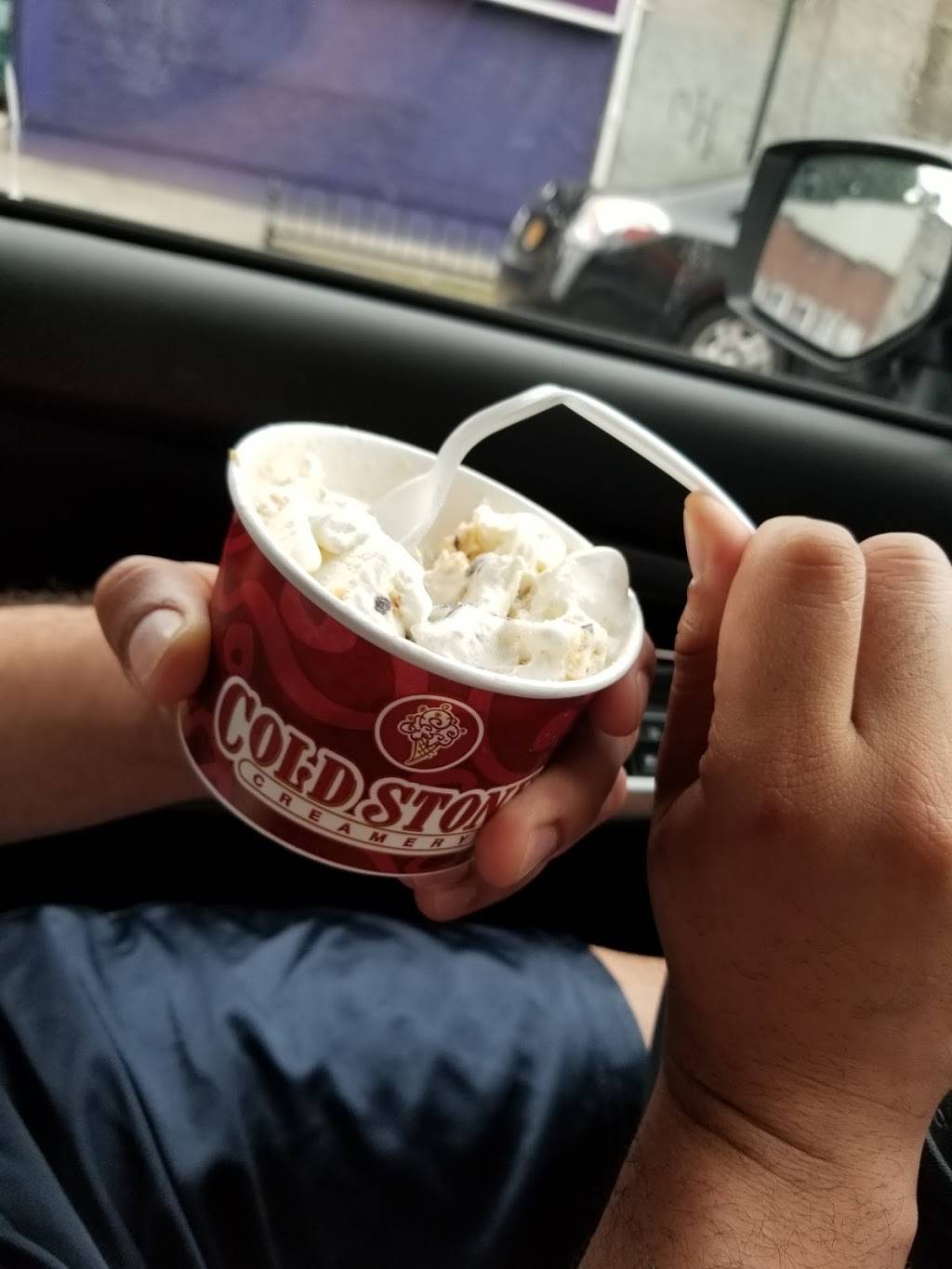 Cold Stone Creamery | bakery | 7 Corson Ave, Staten Island, NY 10301, USA | 7188768868 OR +1 718-876-8868