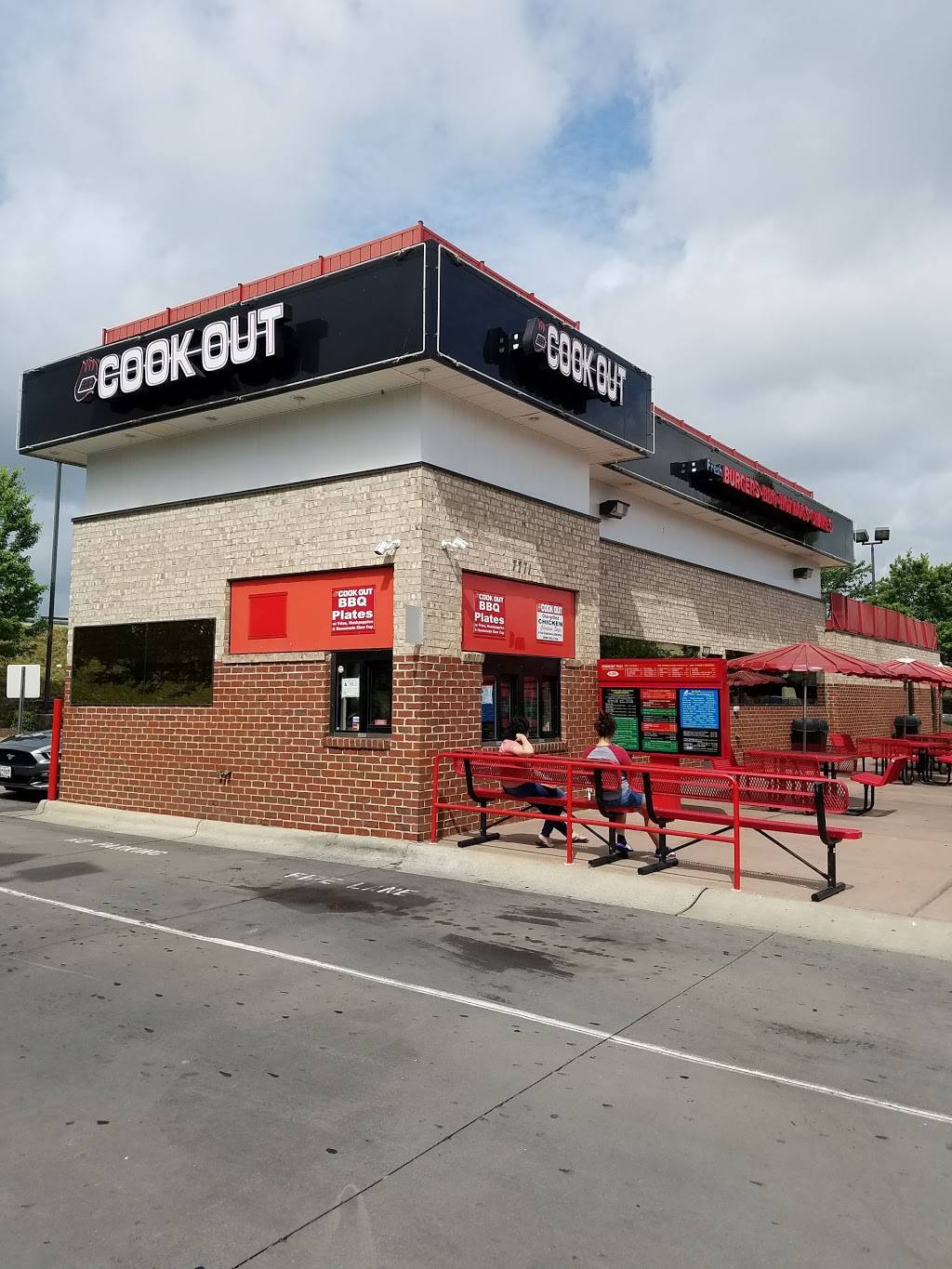 Cook Out | restaurant | 7771 Gateway Ln NW, Concord, NC 28027, USA | 7049791262 OR +1 704-979-1262
