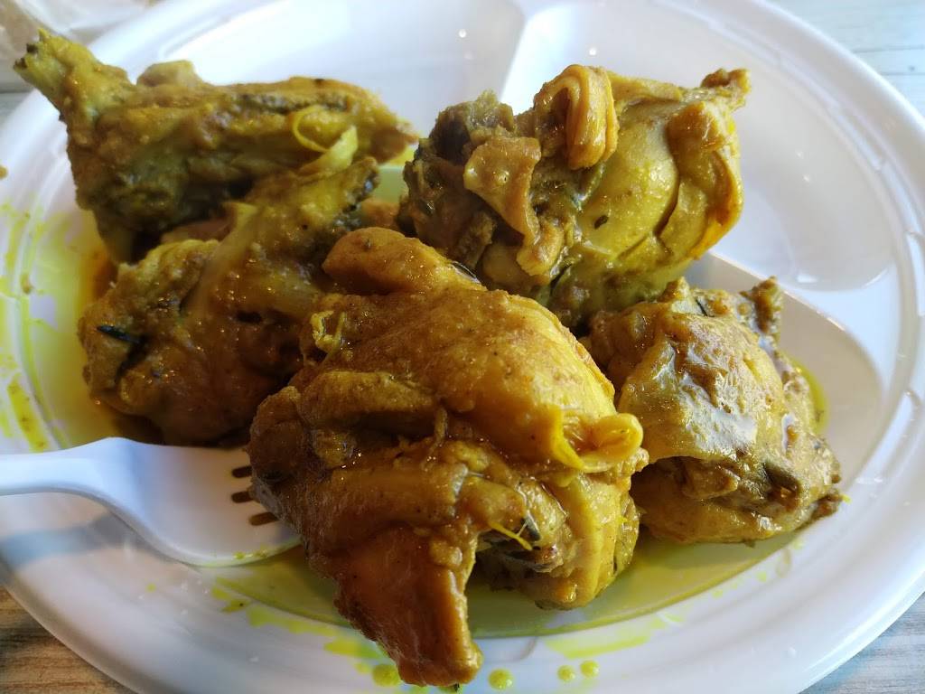 Jamaican Me Crazy | restaurant | 776 Main St, Willimantic, CT 06226, USA | 8609428831 OR +1 860-942-8831