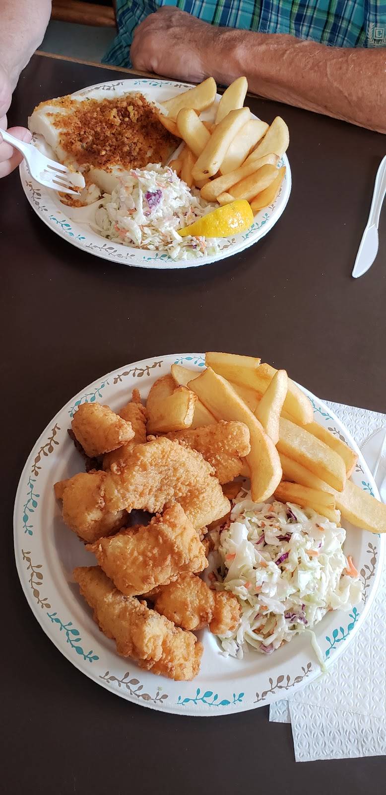 New England Seafoods | restaurant | 5615, 225 Merrimack St, Methuen, MA 01844, USA | 9786867494 OR +1 978-686-7494