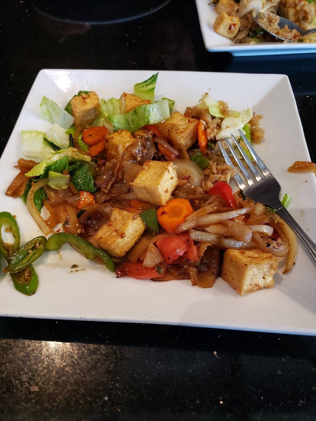 Exotic Thai Cafe | restaurant | 1930 Newbury Rd #100, Thousand Oaks, CA 91320, USA | 8053750272 OR +1 805-375-0272