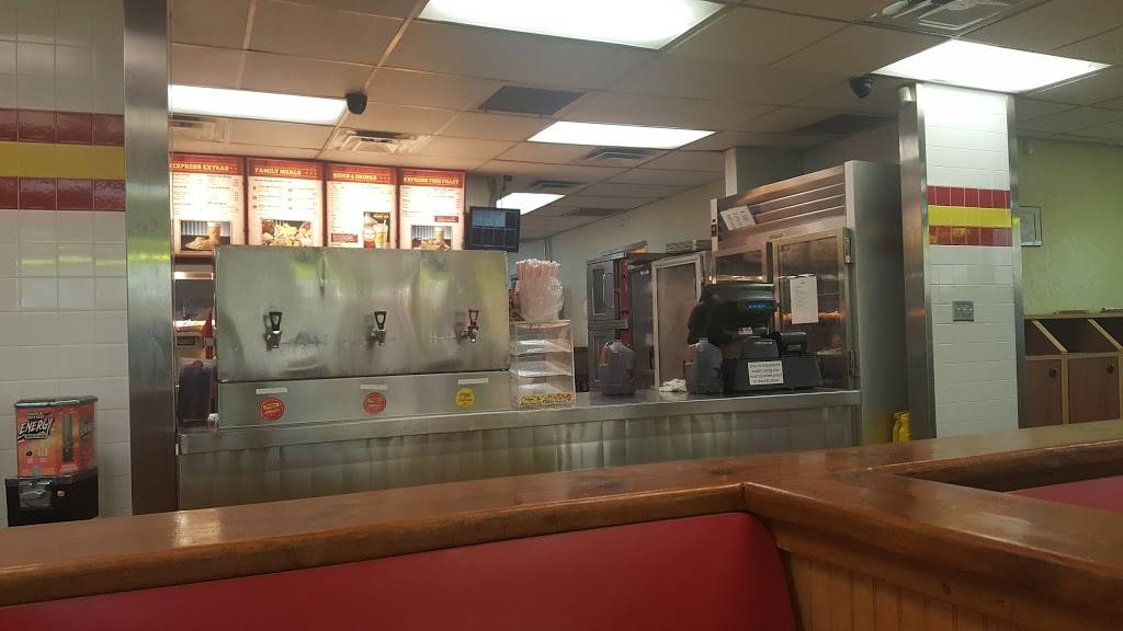 Chicken Express | restaurant | 6555 Wichita St, Forest Hill, TX 76140, USA | 8172930444 OR +1 817-293-0444