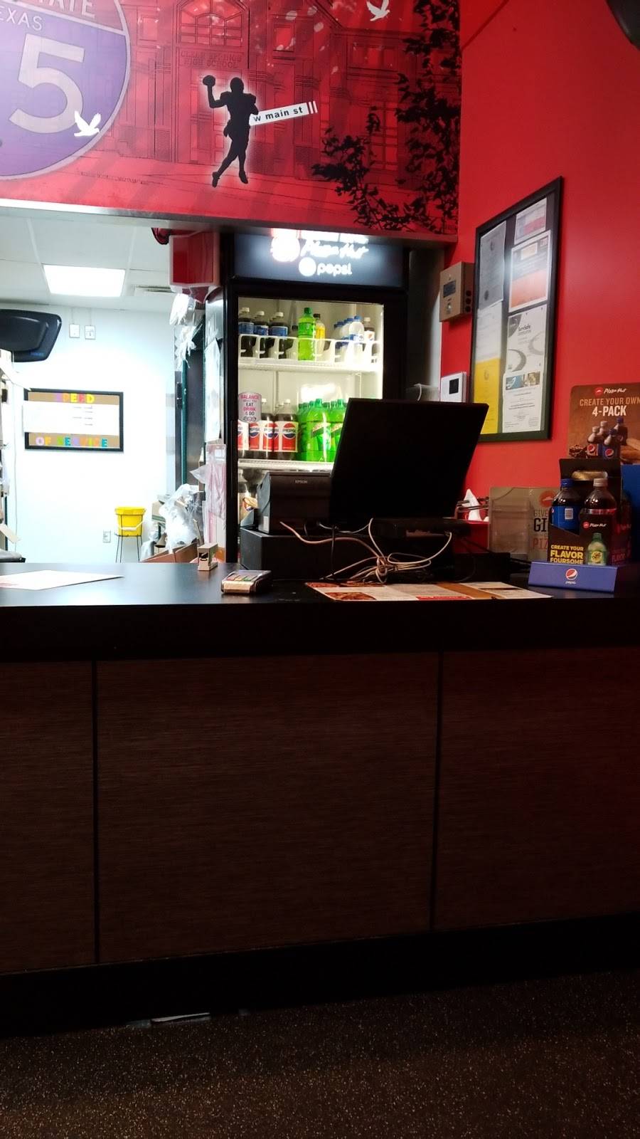 Pizza Hut | restaurant | 2800 W Main St Suite C, League City, TX 77573, USA | 2813388707 OR +1 281-338-8707