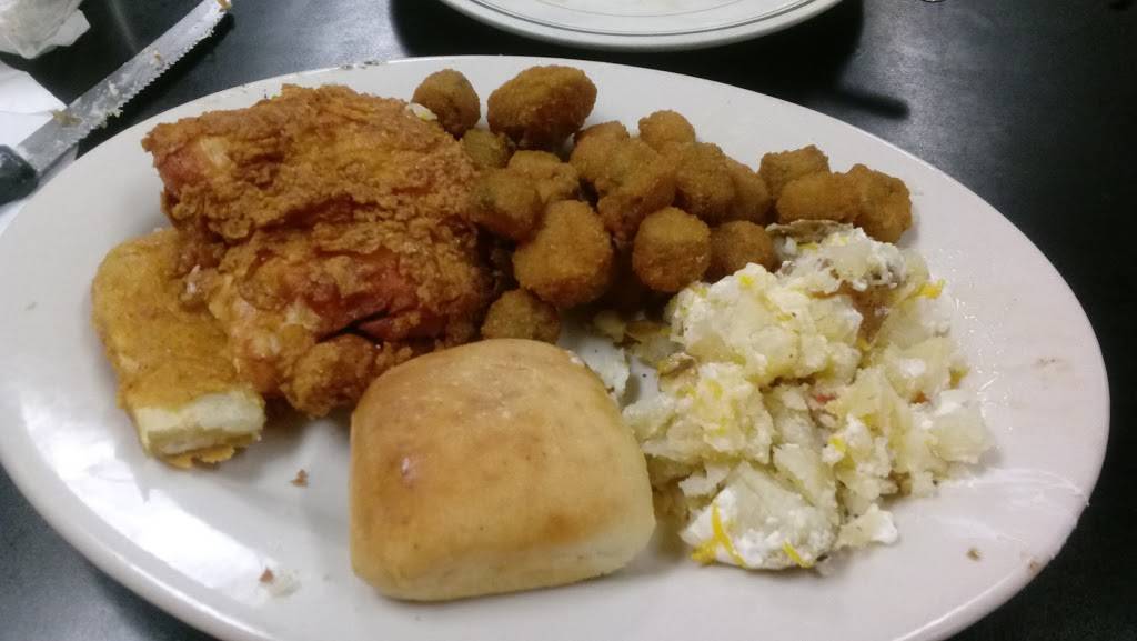 Kilgores Restaurant | restaurant | 2595 Old Nashville Hwy, Smithville, TN 37166, USA | 6152158249 OR +1 615-215-8249