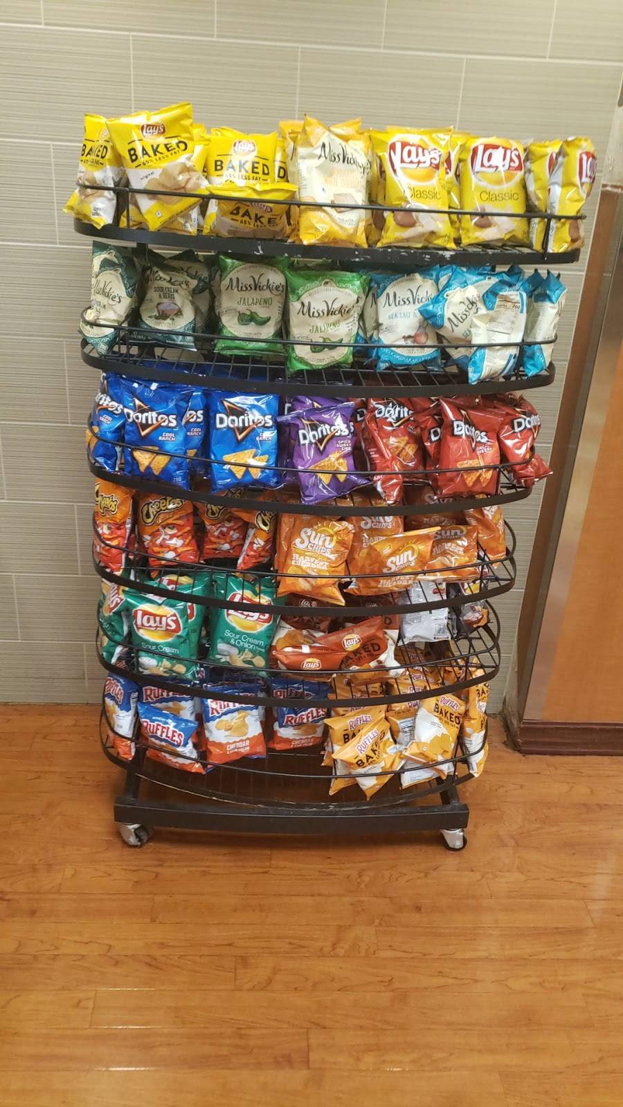 Subway | restaurant | 6071 Outer Dr W, Detroit, MI 48235, USA | 3133078810 OR +1 313-307-8810