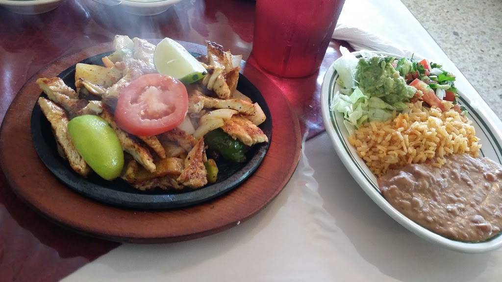 Doña Chela Restaurant | restaurant | 1112 76th St, Houston, TX 77012, USA | 7139236400 OR +1 713-923-6400