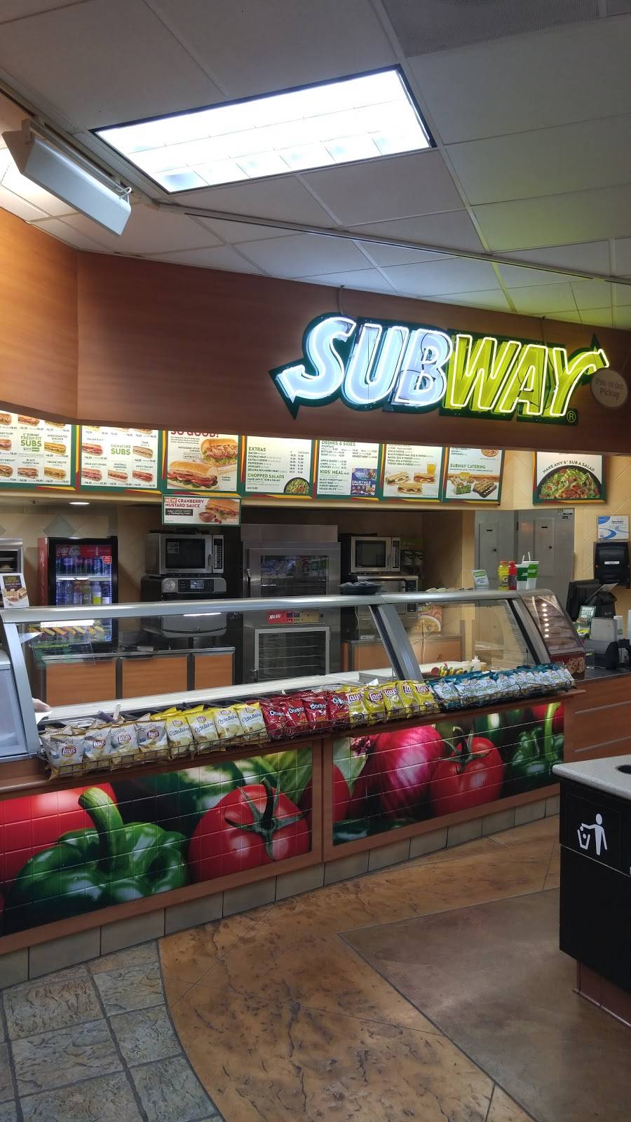 Subway | restaurant | 6599 Collins Dr, Moorpark, CA 93021, USA | 8055293959 OR +1 805-529-3959