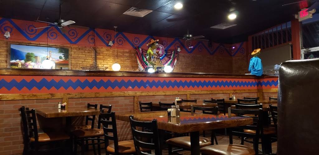 Cucos | restaurant | 102 N Jefferson Ave, Eatonton, GA 31024, USA | 7067498255 OR +1 706-749-8255