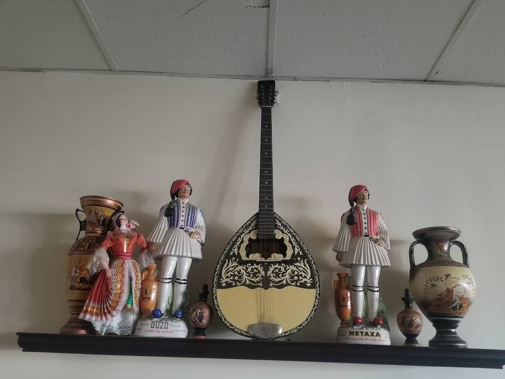 Golden Greek | restaurant | 7128 N 35th Ave, Phoenix, AZ 85051, USA | 6028417849 OR +1 602-841-7849