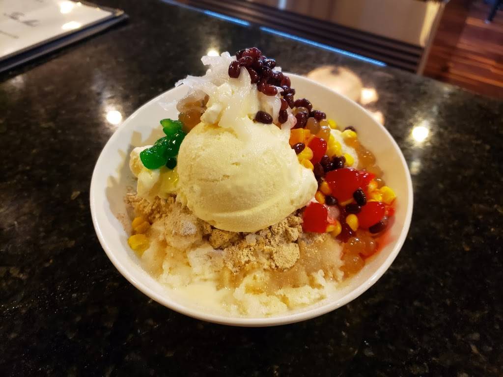 Tita Mias Filipino Restaurant & Cafe | restaurant | 8520 W Golf Rd, Niles, IL 60714, USA | 2249389955 OR +1 224-938-9955