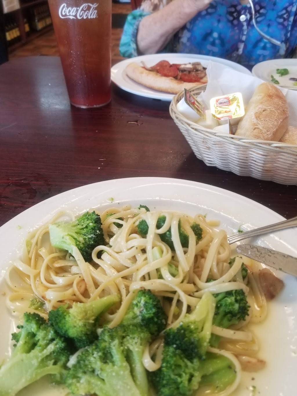 Caffe Positano | restaurant | 1665 WP Ball Blvd, Sanford, FL 32771, USA | 4075311151 OR +1 407-531-1151