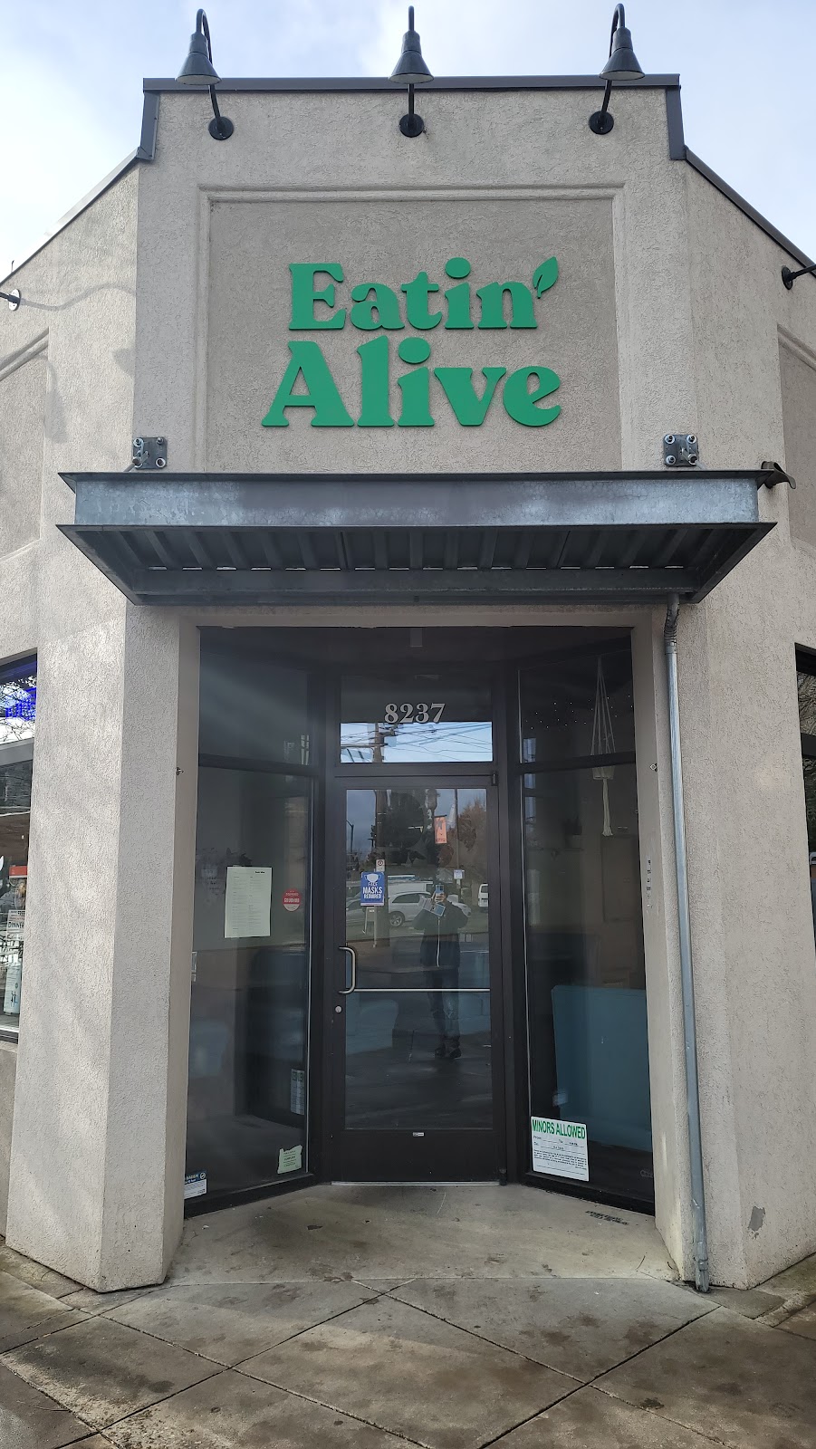 Eatin Alive | restaurant | 8237 N Denver Ave, Portland, OR 97217, USA | 5034776919 OR +1 503-477-6919