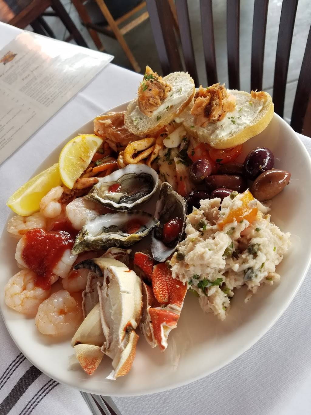 TAPS Fish House & Brewery | restaurant | 13390 Jamboree Rd, Irvine, CA 92602, USA | 7146190404 OR +1 714-619-0404