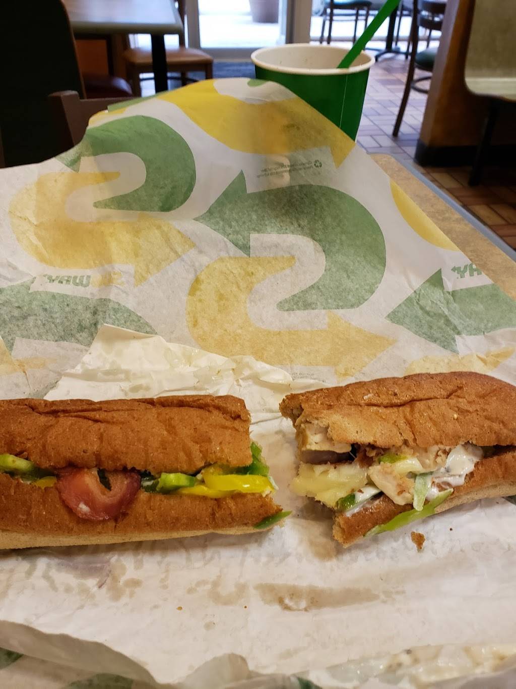Subway | restaurant | 414 Smithfield St, Pittsburgh, PA 15222, USA | 4122614840 OR +1 412-261-4840