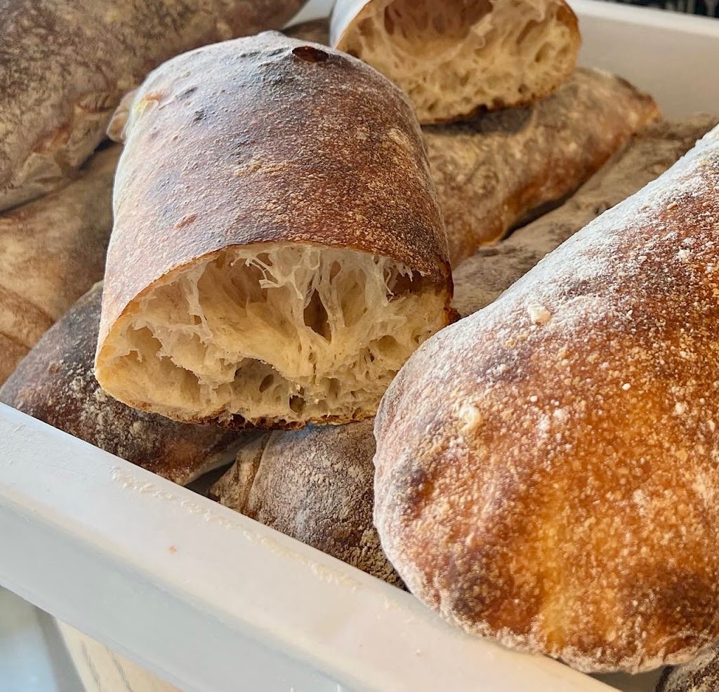 Mozza Bella Italian Eatery | restaurant | 1235 Chattahoochee Ave NW, Atlanta, GA 30318, USA | 4042683317 OR +1 404-268-3317