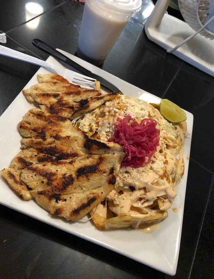 Las Catrachitas | restaurant | 2303 Huntington Ave, Alexandria, VA 22303, USA | 7034179611 OR +1 703-417-9611