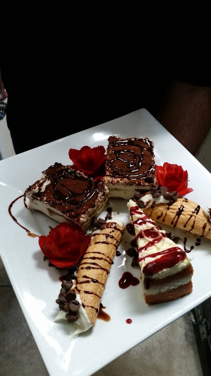 Lellos Ristorante Pizzeria | restaurant | 2025 Murrell Rd, Rockledge, FL 32955, USA | 3213055933 OR +1 321-305-5933