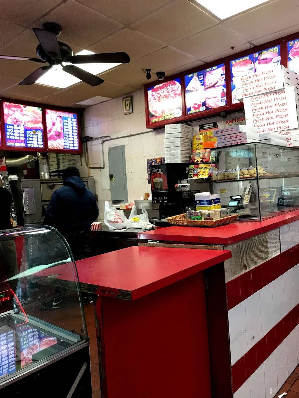 Crown Fried Chicken | restaurant | 10309 Glenwood Rd, Brooklyn, NY 11236, USA | 7184844896 OR +1 718-484-4896