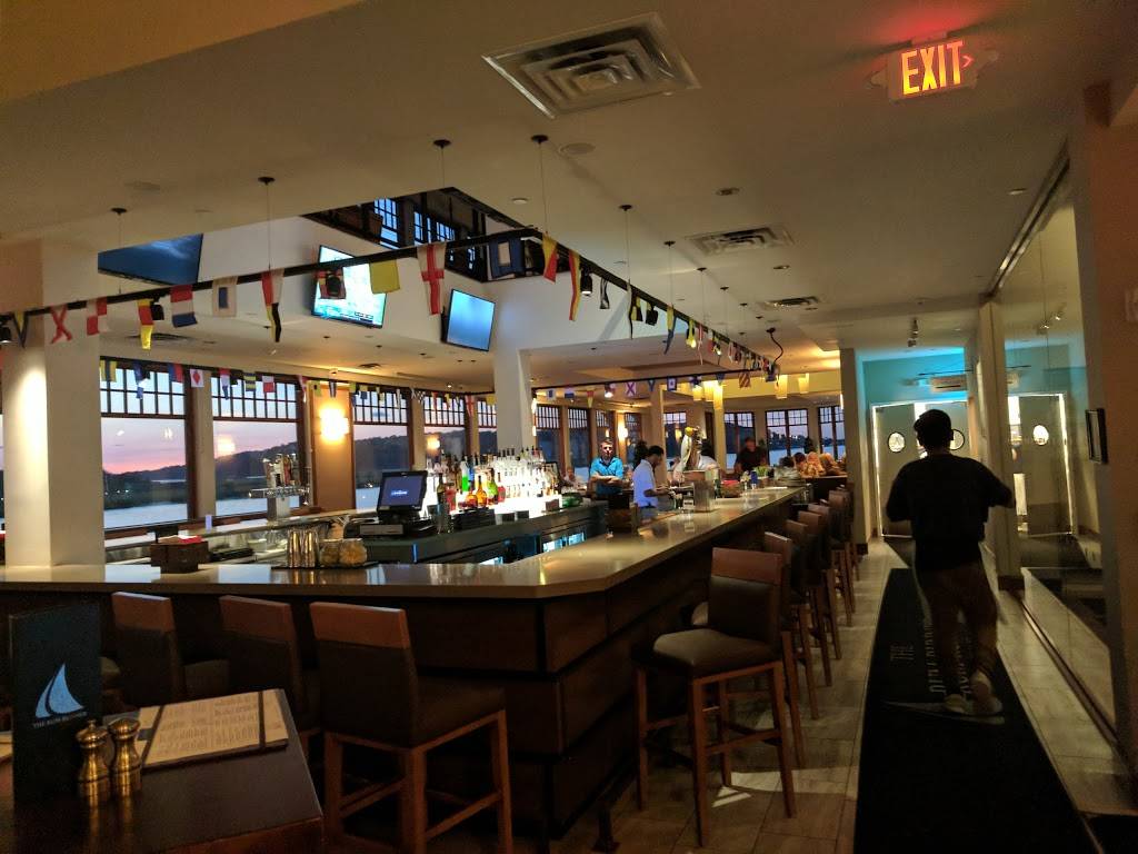 The Rum Runner | restaurant | 816 Ocean Ave, Sea Bright, NJ 07760, USA | 7328422894 OR +1 732-842-2894