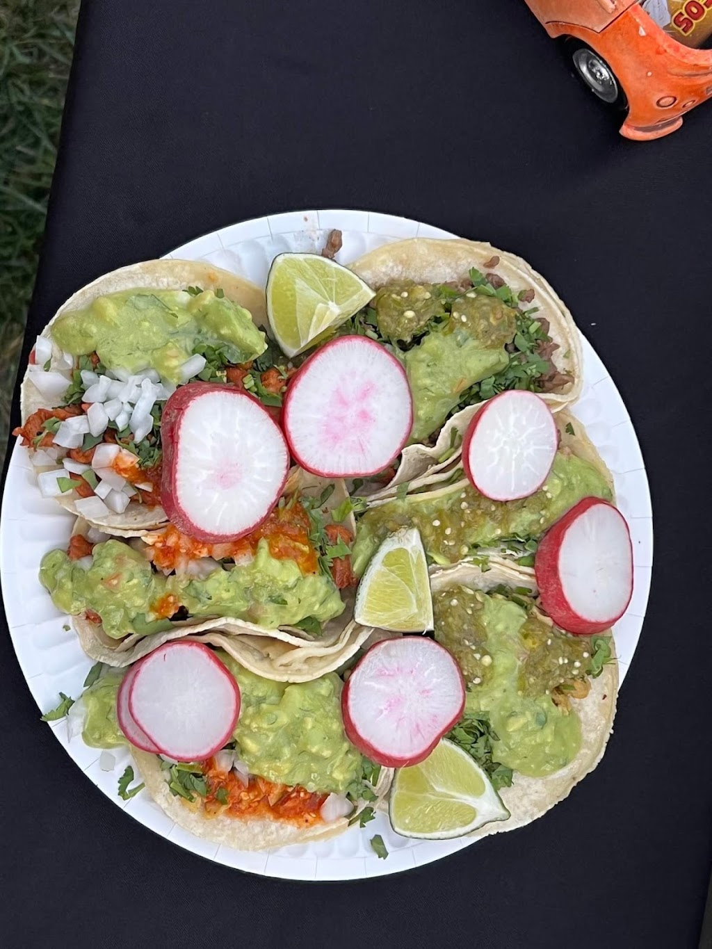 Ginas Tacos | restaurant | Los Angeles, CA 90037, USA | 3239443888 OR +1 323-944-3888