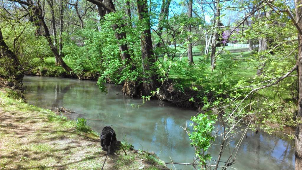 Sandy Springs Park | meal takeaway | 702 Best St, Maryville, TN 37803, USA | 8659839244 OR +1 865-983-9244