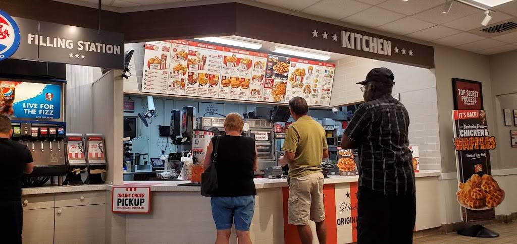 KFC | restaurant | 4800 NW 183rd St, Miami Gardens, FL 33055, USA | 3056248774 OR +1 305-624-8774