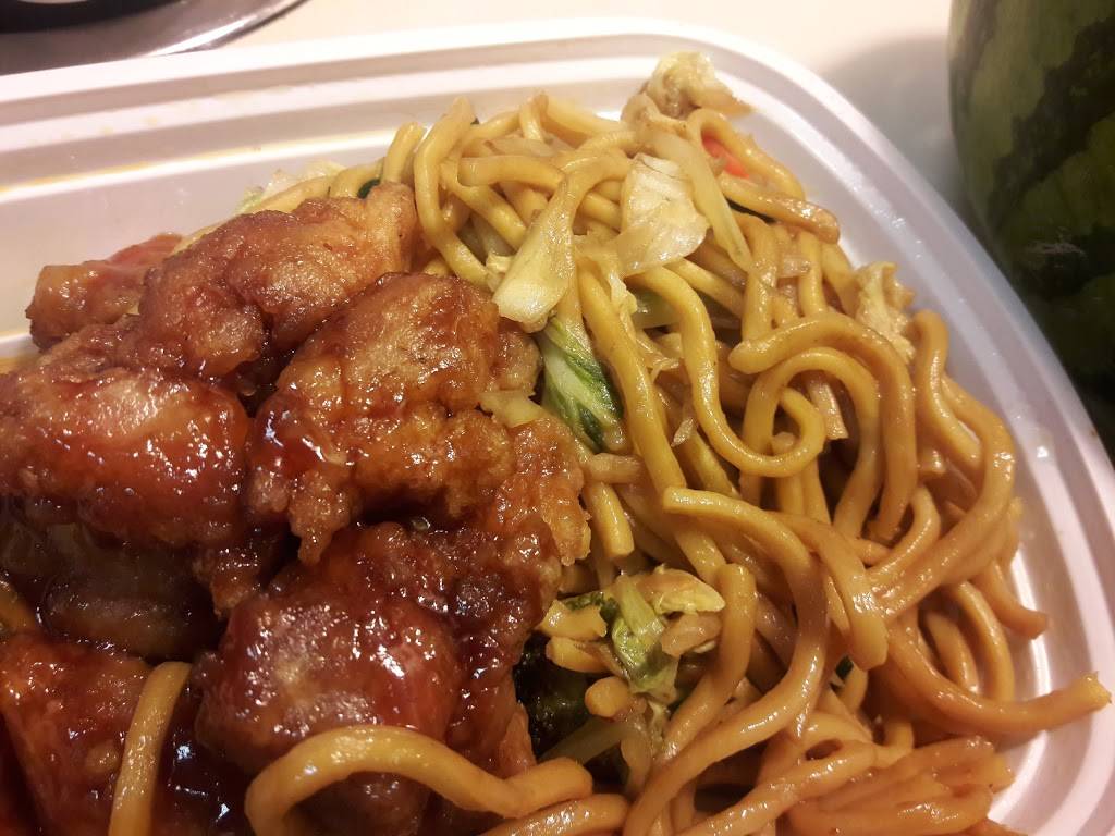 Golden China Restaurant | restaurant | 300 E Hughes Rd, Madison, AL 35758, USA | 2564610880 OR +1 256-461-0880