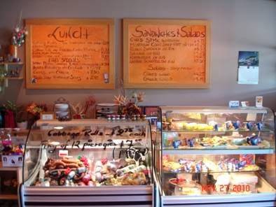 Evas Deli | restaurant | 680 Huronia Rd, Barrie, ON L4N 6C6, Canada | 7057397004 OR +1 705-739-7004