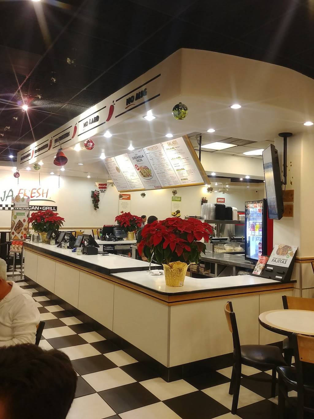 Baja Fresh Mexican Grill | restaurant | 23630 Valencia Blvd, Valencia, CA 91355, USA | 6612546060 OR +1 661-254-6060