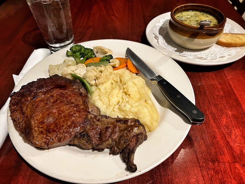 North Avenue Pub & Grill | restaurant | 27W371 North Ave, West Chicago, IL 60185, USA | 6304730237 OR +1 630-473-0237