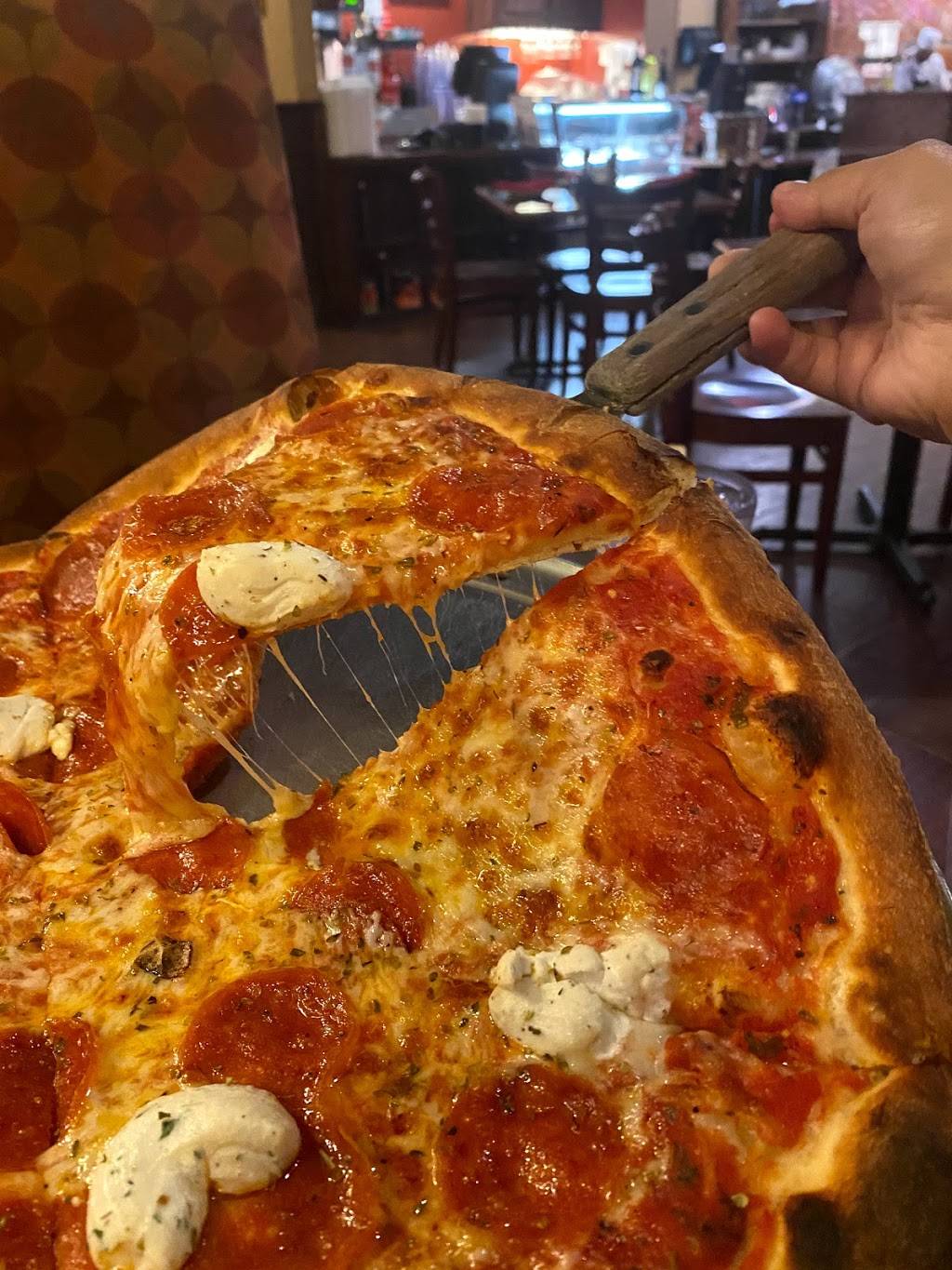 russo s new york pizzeria | restaurant | 700 E Campbell Rd, Richardson, TX 75081, USA | 9722357992 OR +1 972-235-7992