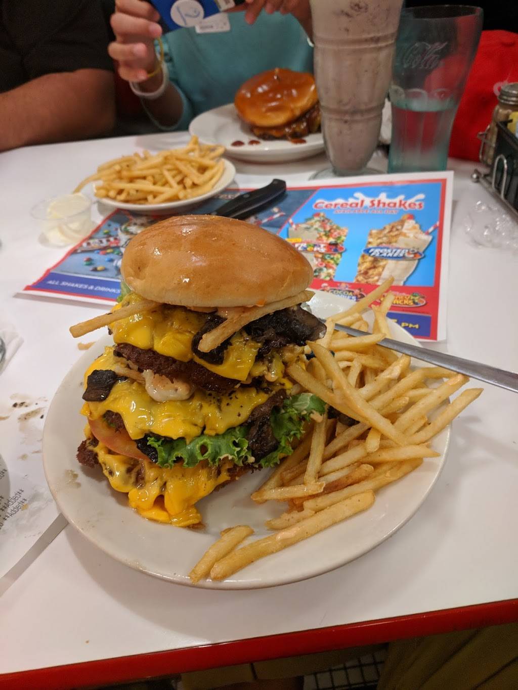 Steak n Shake | restaurant | 825 Ernest W Barrett Pkwy NW, Kennesaw, GA 30144, USA | 7704991059 OR +1 770-499-1059